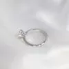 ⁦טבעת כסף סטרלינג 925 משובצת יהלום מואסניט 1 קראט⁩ – תמונה ⁦3⁩